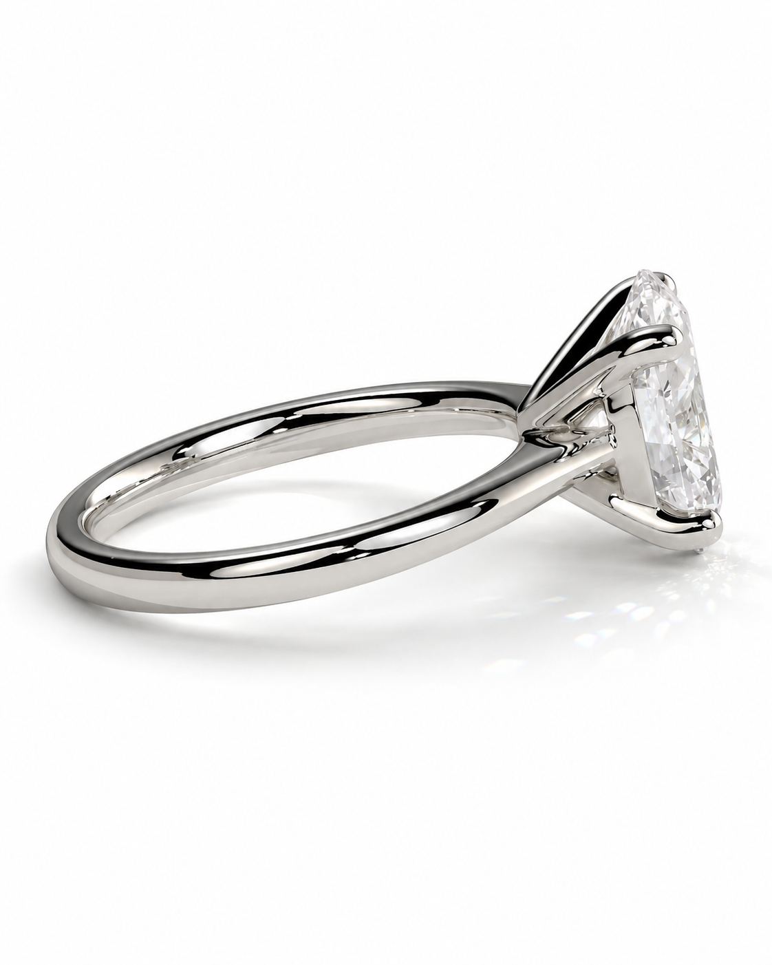 color_925_SIL,color_935_ARG,color_10K_WG, color_14K_WG &&A silver-toned diamond ring with a triangular prong setting and a clear rectangular gemstone, shown on a clean white background.
