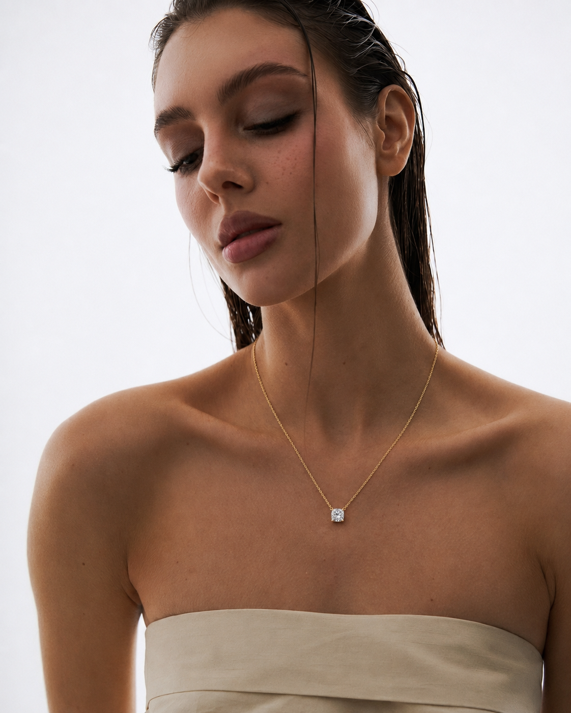 Aveline Whisper Necklace