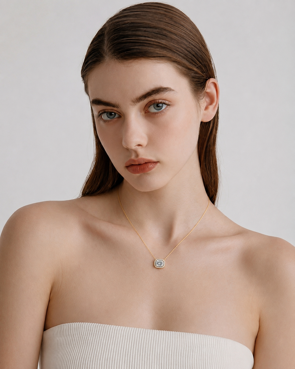 Solvienne Halo Necklace