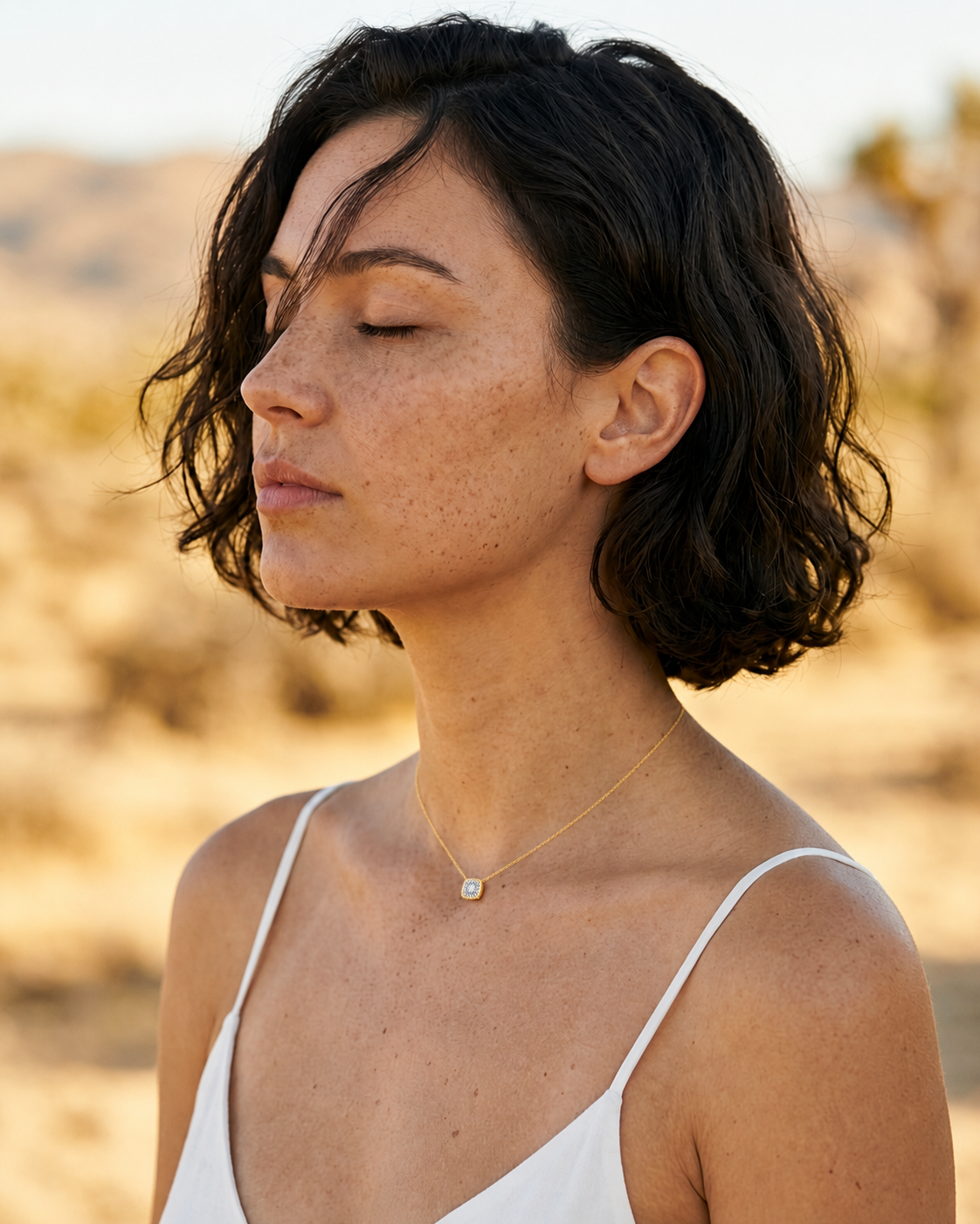 Calystra Halo Necklace