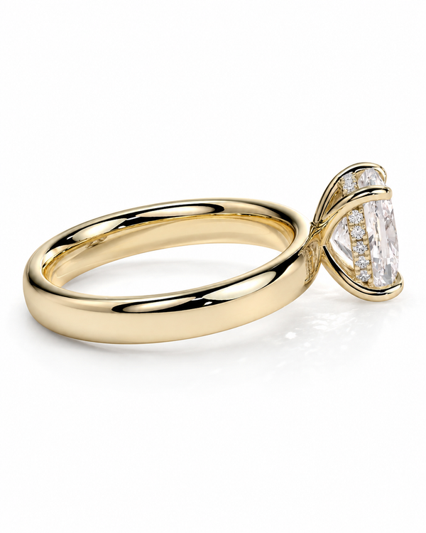 color_10K_YG, color_14K_YG &&A yellow gold ring featuring a large pear-cut center stone surrounded by a halo of smaller round stones, shown on a clean white background.