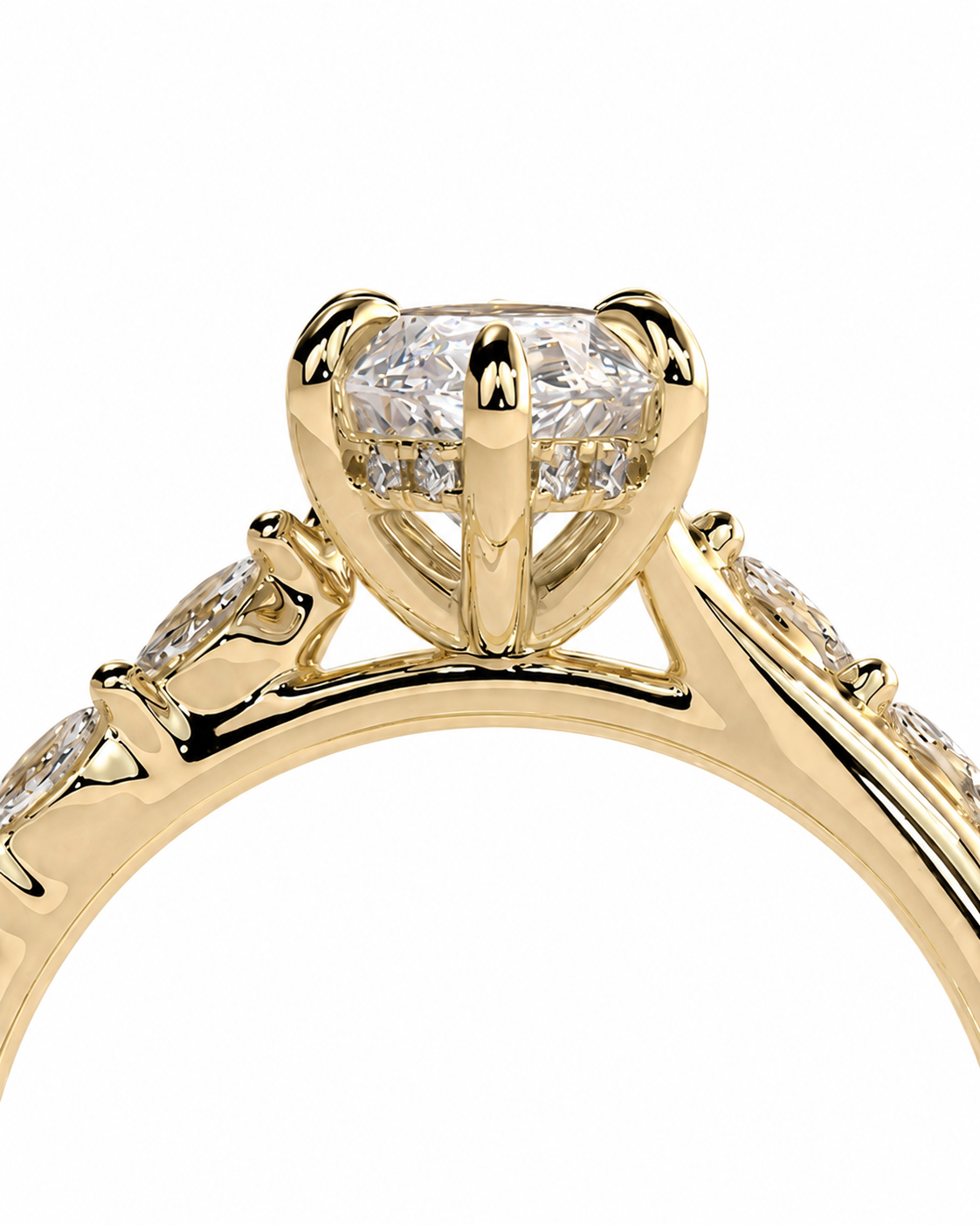 color_10K_YG, color_14K_YG &&Close-up of a yellow gold ring with a round brilliant-cut diamond center stone and smaller diamonds along the shoulders, set against a plain white background.
