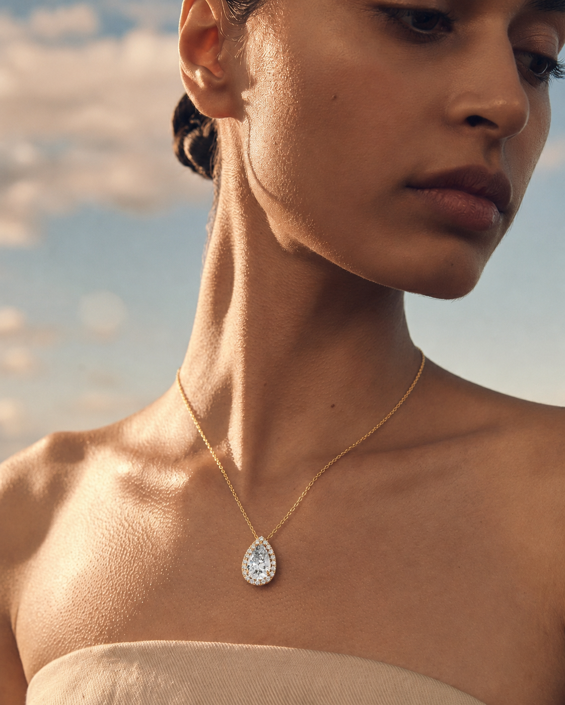 Veloria Halo Whisper Pendant