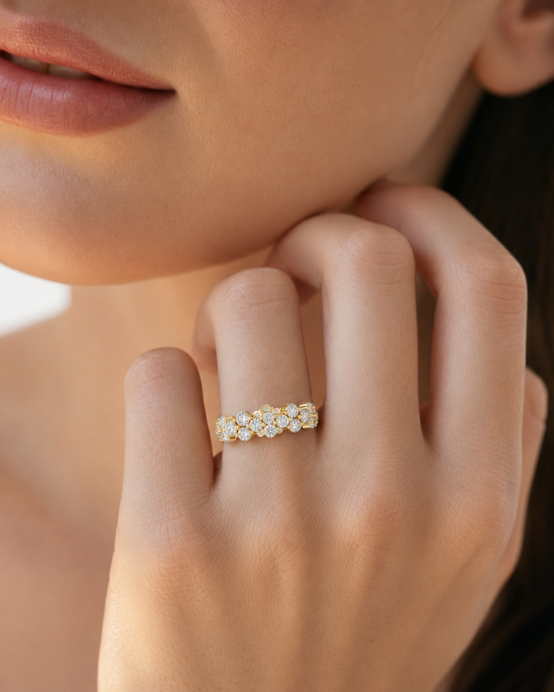 color_10K_YG, color_14K_YG &&	
Elegant bridal wedding band with round moissanite stones in a full eternity style