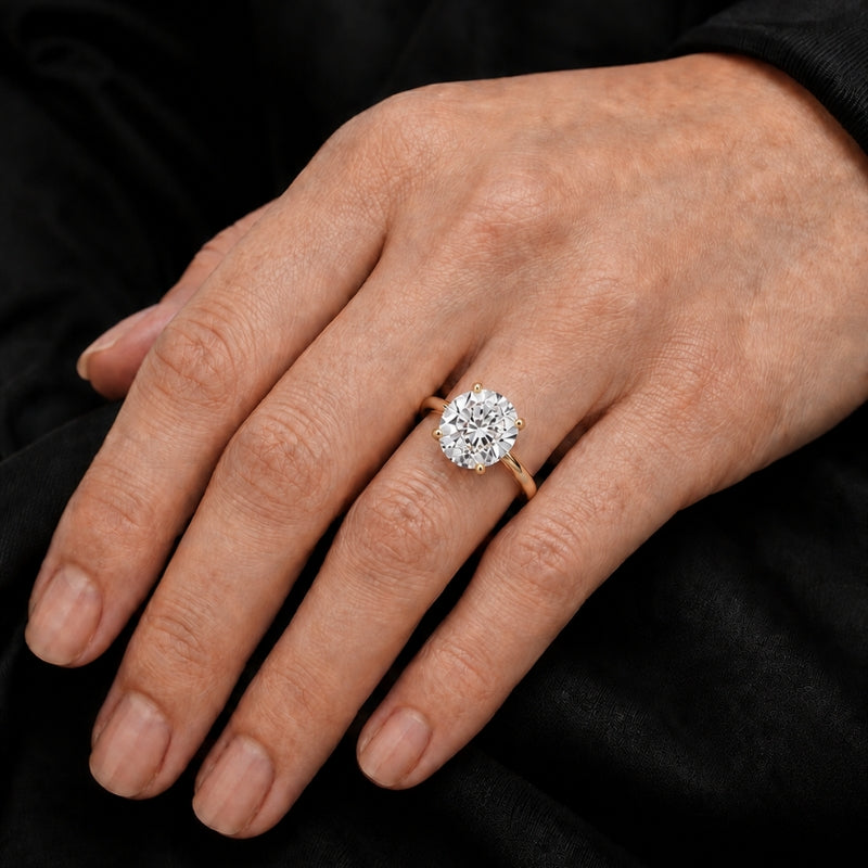 Arden Halo Crest Ring