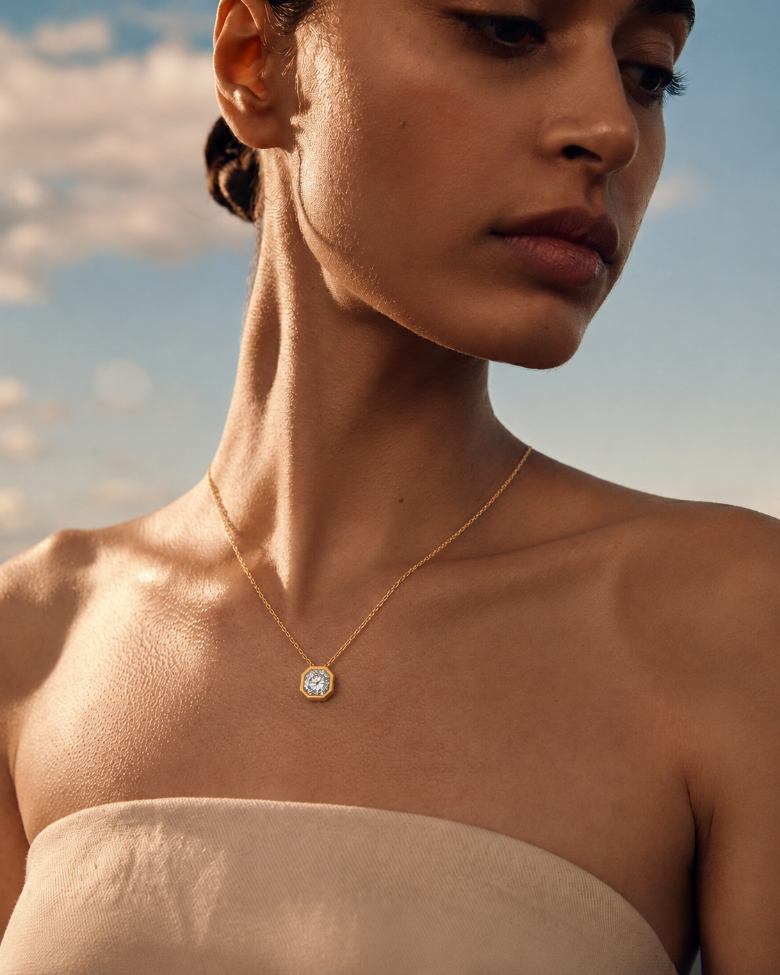 Aveline Haven Pendant