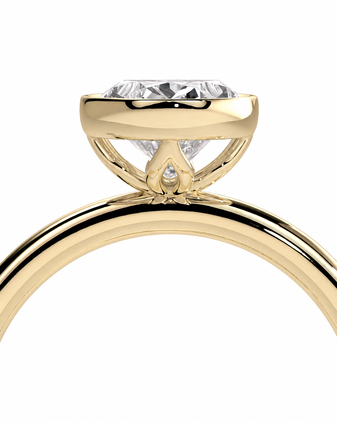 color_10K_YG, color_14K_YG &&Close up oval moissanite center stone engagement ring for her
