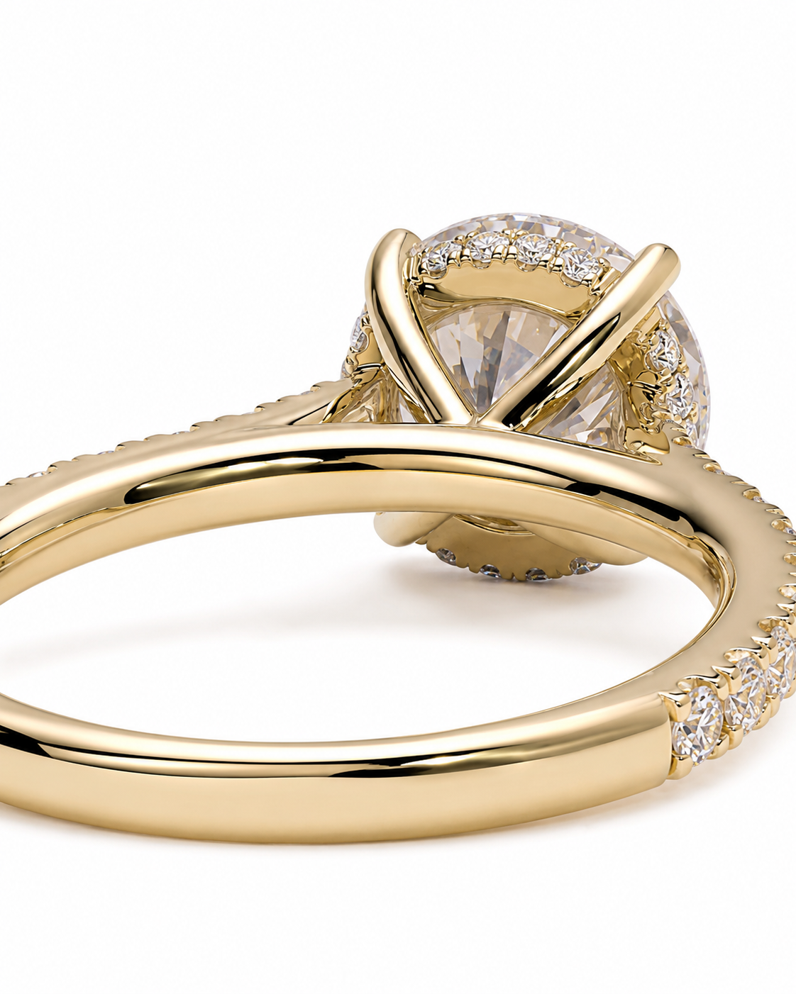 color_10K_YG, color_14K_YG &&Close up round moissanite ring with brilliant center stone design
