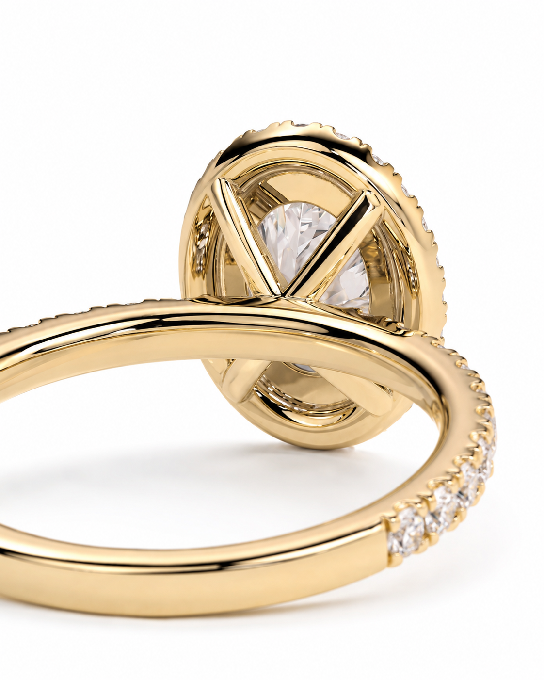 color_10K_YG, color_14K_YG &&Side profile oval moissanite ring showing detailed setting

