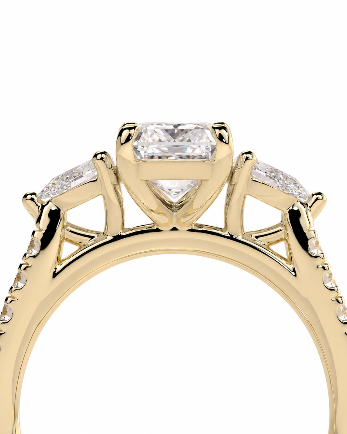color_10K_YG, color_14K_YG &&Ethical jewelry emerald moissanite ring with luxury appearance