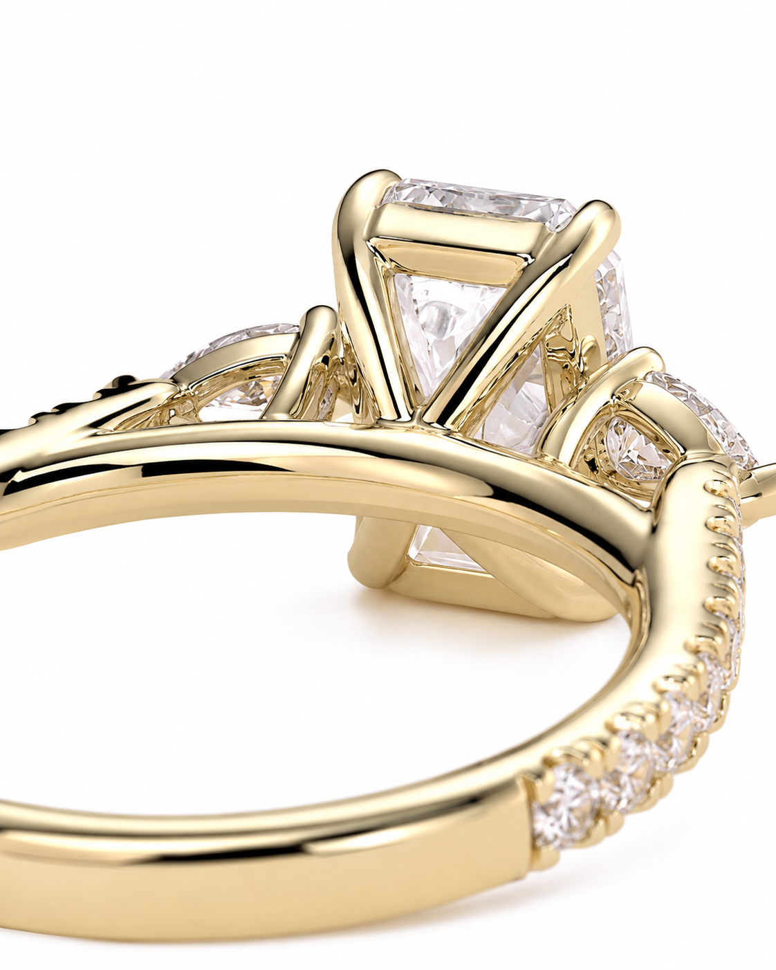 color_10K_YG, color_14K_YG &&Side profile emerald moissanite ring showing detailed craftsmanship
