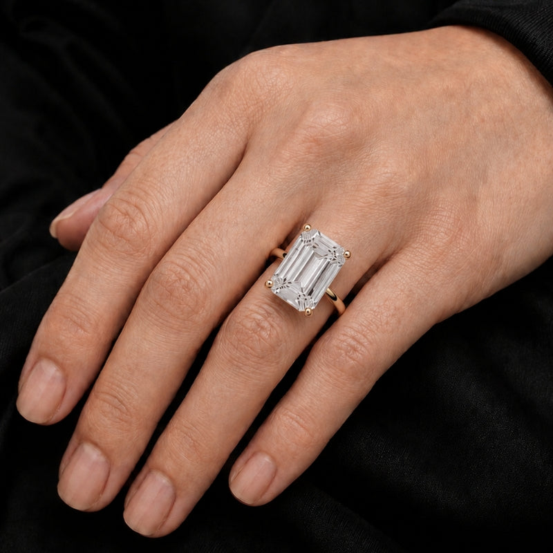 Lunara Whisper Crest Ring
