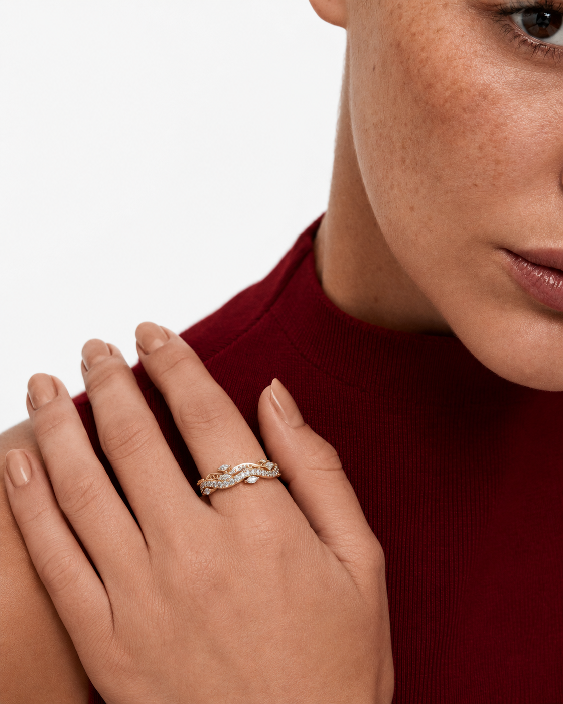 color_10K_YG, color_14K_YG &&	
Curved anniversary band with round moissanite row and marquise accent stones side perspective.