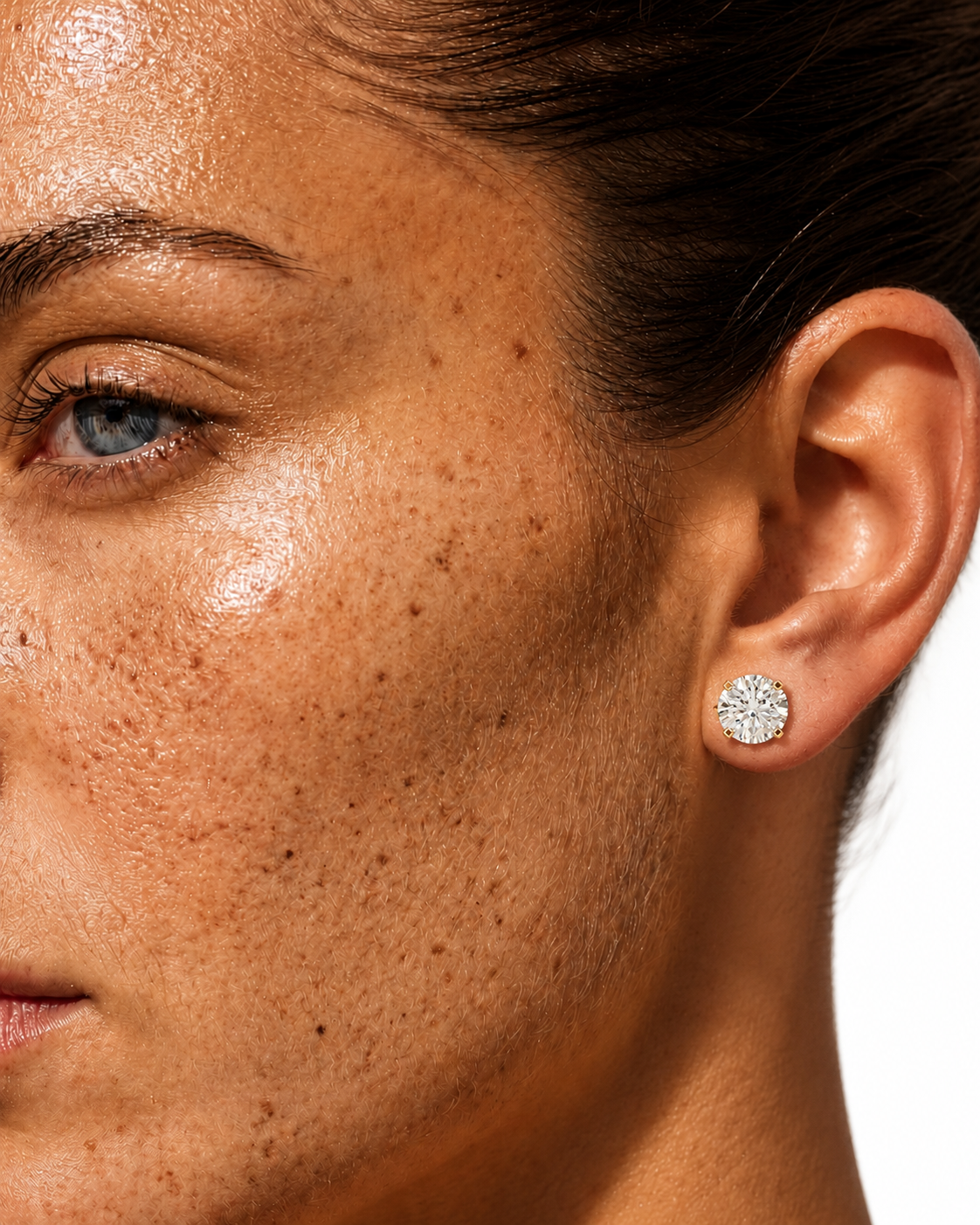 color_10K_YG, color_14K_YG &&Round moissanite stud earrings with classic four prong setting front view