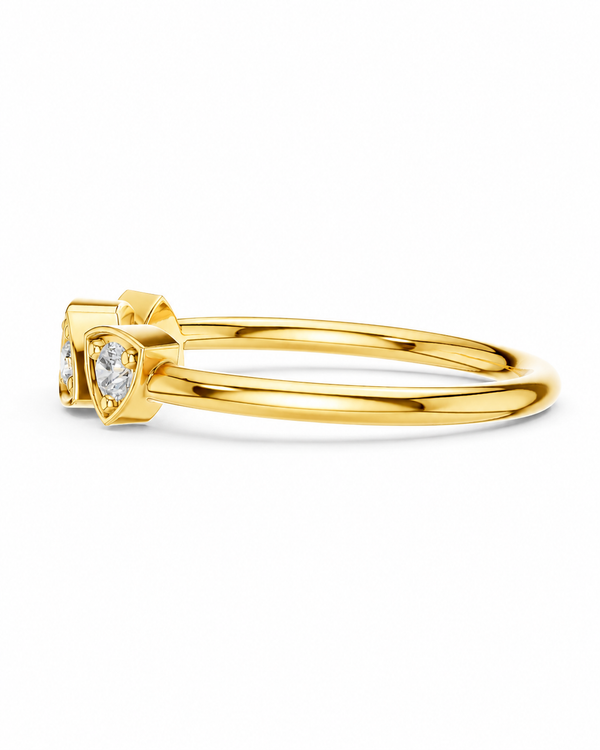 color_10K_YG, color_14K_YG &&A gold ring with a heart-shaped diamond setting, shown in a side profile view against a clean white background.