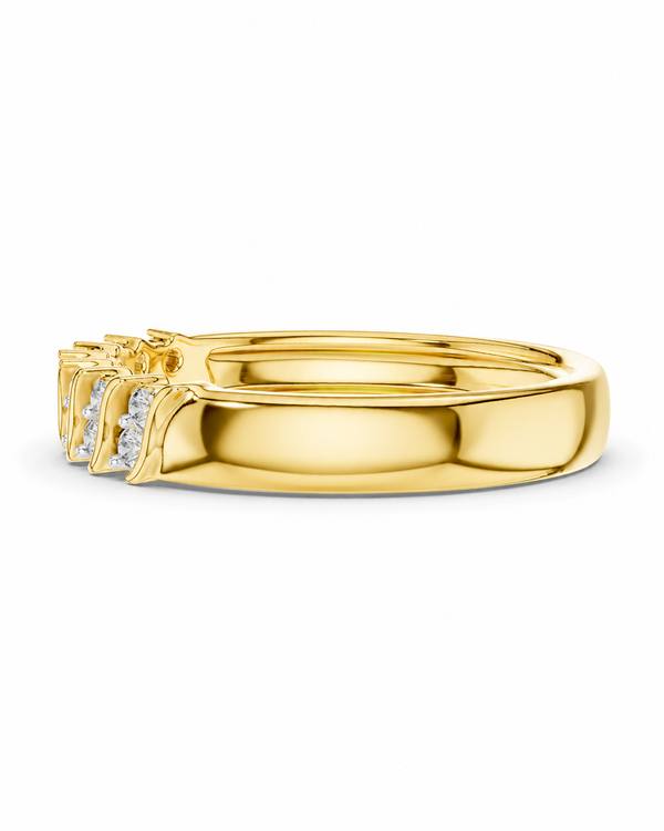color_10K_YG, color_14K_YG &&A polished yellow gold ring featuring a marquise-cut diamond cluster on the left side, set against a clean white background.