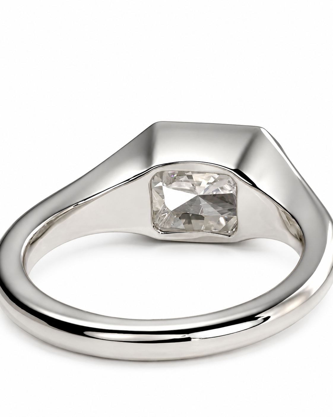 color_925_SIL,color_935_ARG,color_10K_WG, color_14K_WG &&A silver signet-style ring with a rectangular clear gemstone, shown on a plain white background.